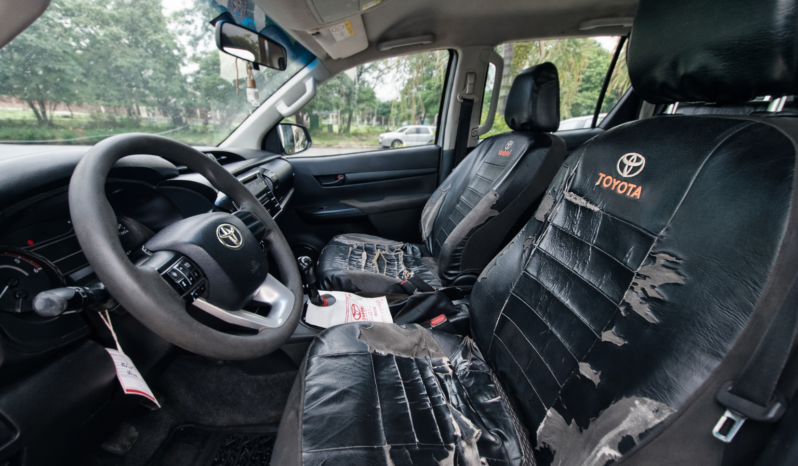 TOYOTA HILUX 4X2 D/C DX 2.4 TDI 6MT 2017 lleno
