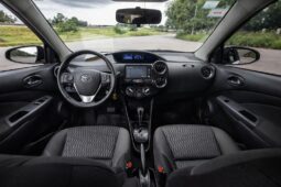 TOYOTA ETIOS XLS 1.5 AT 5P 2019 lleno