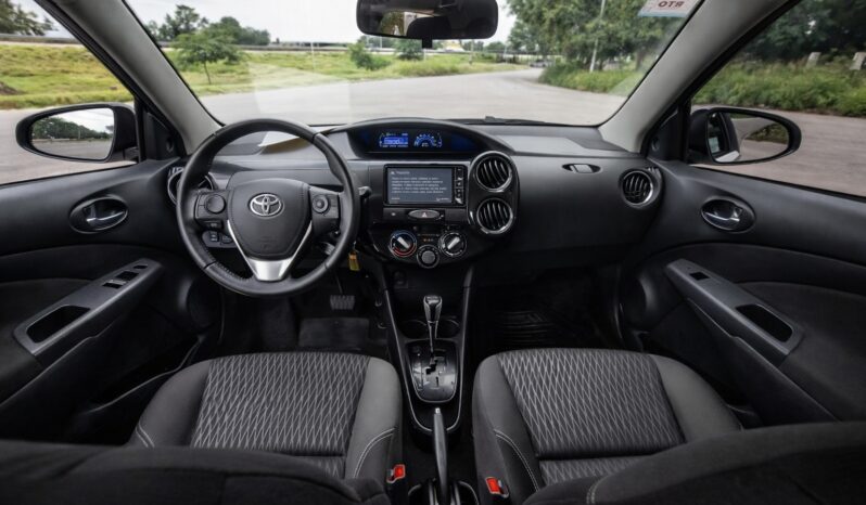 TOYOTA ETIOS XLS 1.5 AT 5P 2019 lleno
