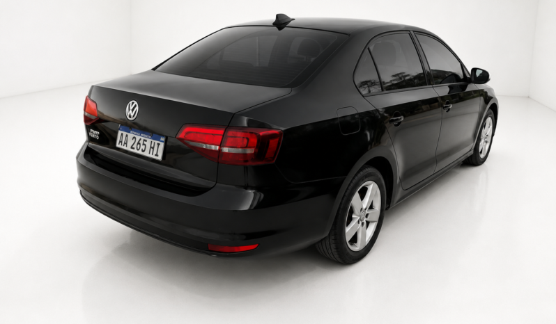 VOLKSWAGEN VENTO 2.5 ADVANCE MT 2016 lleno
