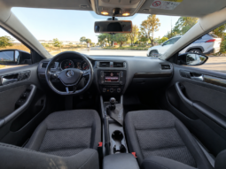 VOLKSWAGEN VENTO 2.5 ADVANCE MT 2016 lleno
