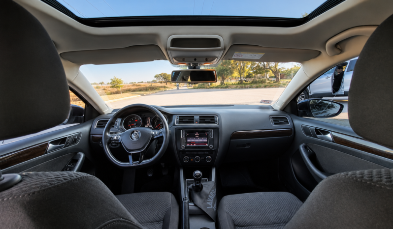 VOLKSWAGEN VENTO 2.5 ADVANCE MT 2016 lleno