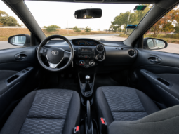TOYOTA ETIOS XS 1.5 6MT 5P 2015 lleno