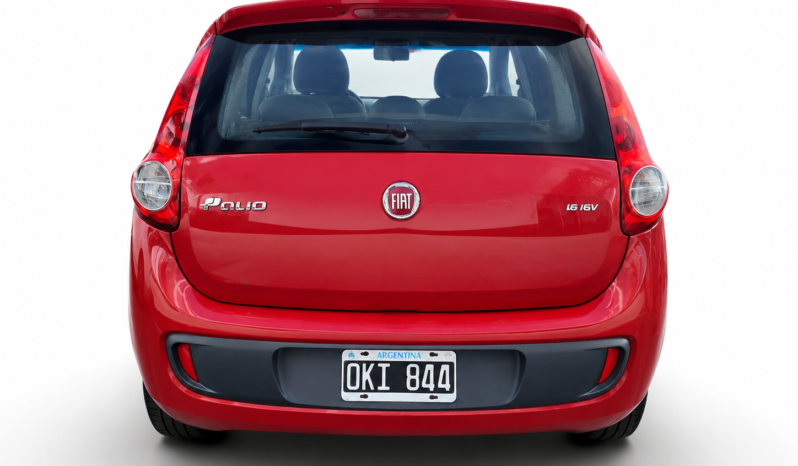 FIAT PALIO ESSENCE 5P 2015 lleno