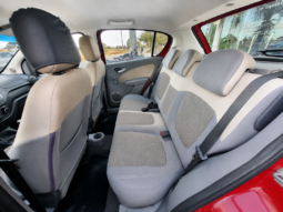 FIAT PALIO ESSENCE 5P 2015 lleno