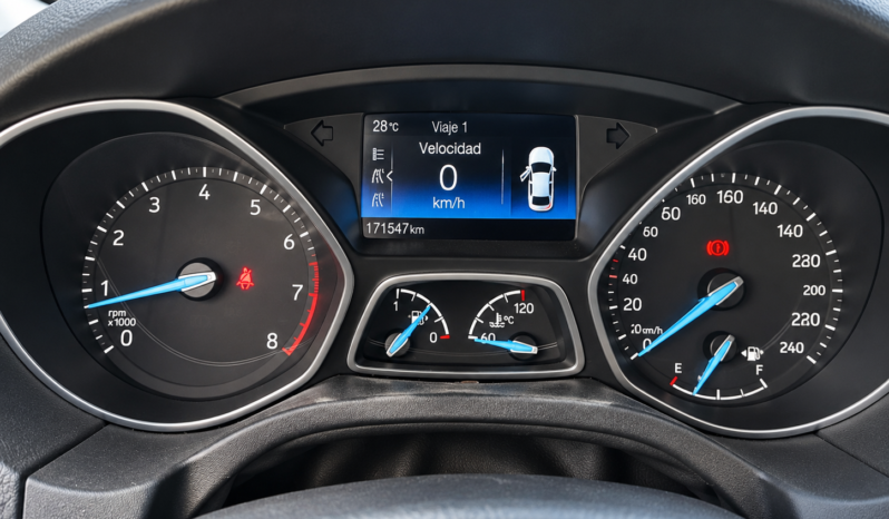 FORD FOCUS 4P MT SE PLUS 2017 lleno