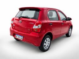 TOYOTA ETIOS X 1.5 6MT 2023