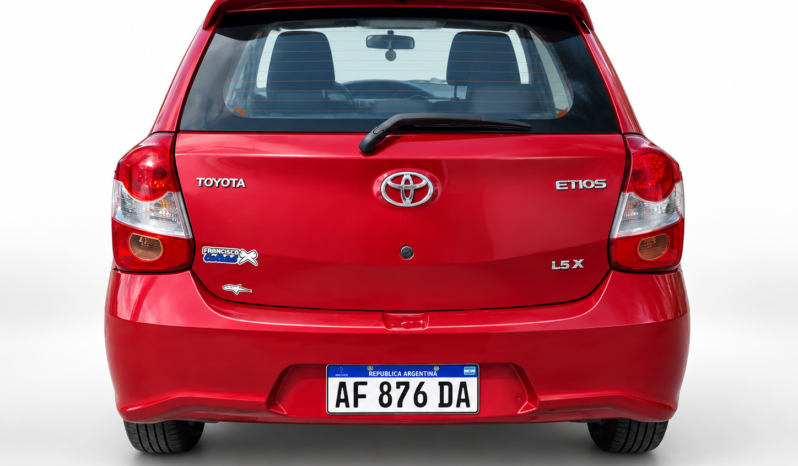 TOYOTA ETIOS X 1.5 6MT 2023 lleno