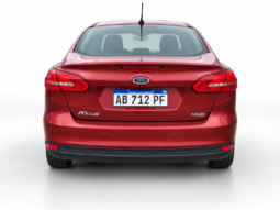 FORD FOCUS 4P MT SE PLUS 2017 lleno