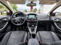 FORD FOCUS 4P MT SE PLUS 2017 lleno