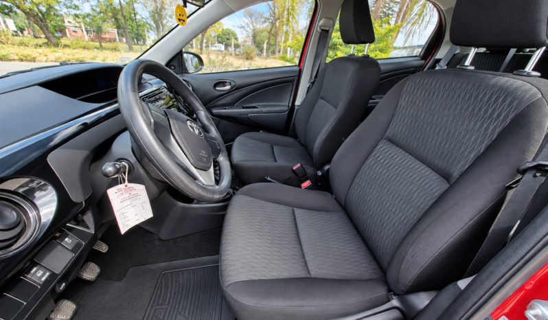 TOYOTA ETIOS X 1.5 6MT 2023 lleno