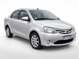 TOYOTA ETIOS XLS 1.5 4P L/18 2017 lleno