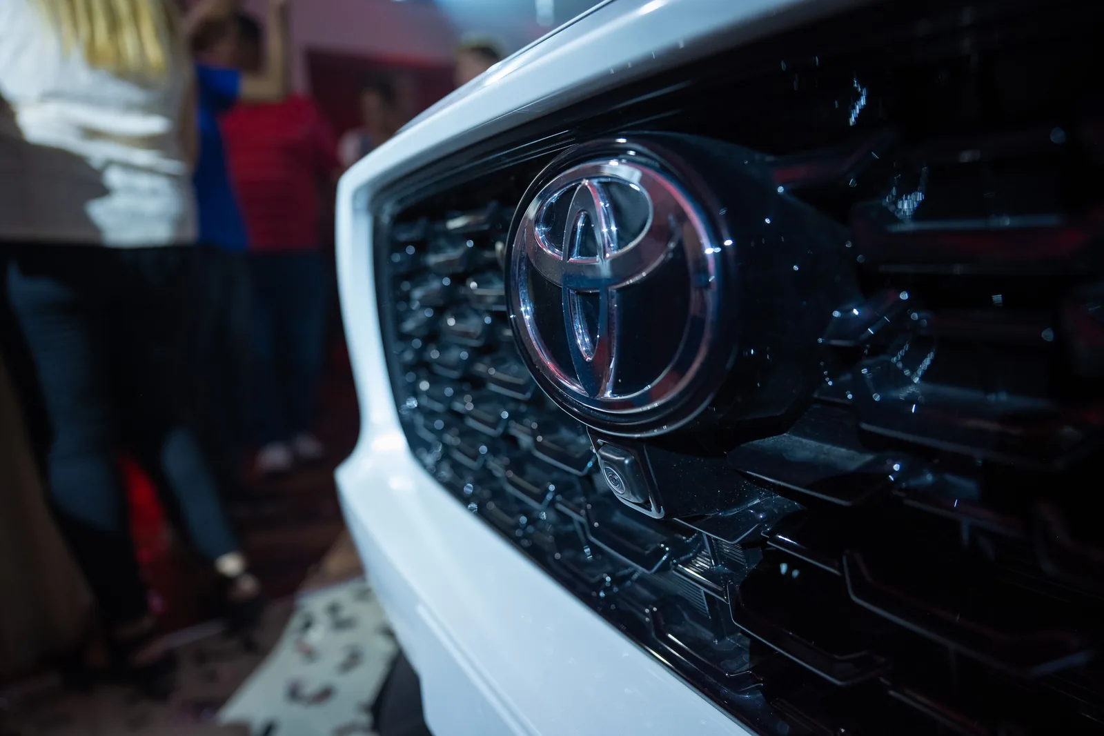 Detalle frontal del Toyota Yaris Cross presentado en La Rioja