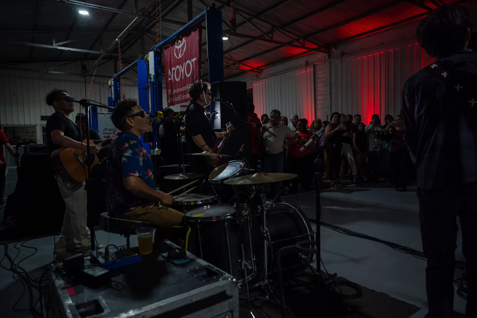 Música en vivo durante el evento de presentación